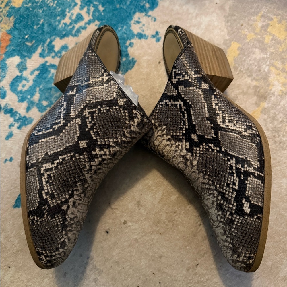 Splendid Real leather Snake-Print Black Grey Cutout Block Heel 9.5